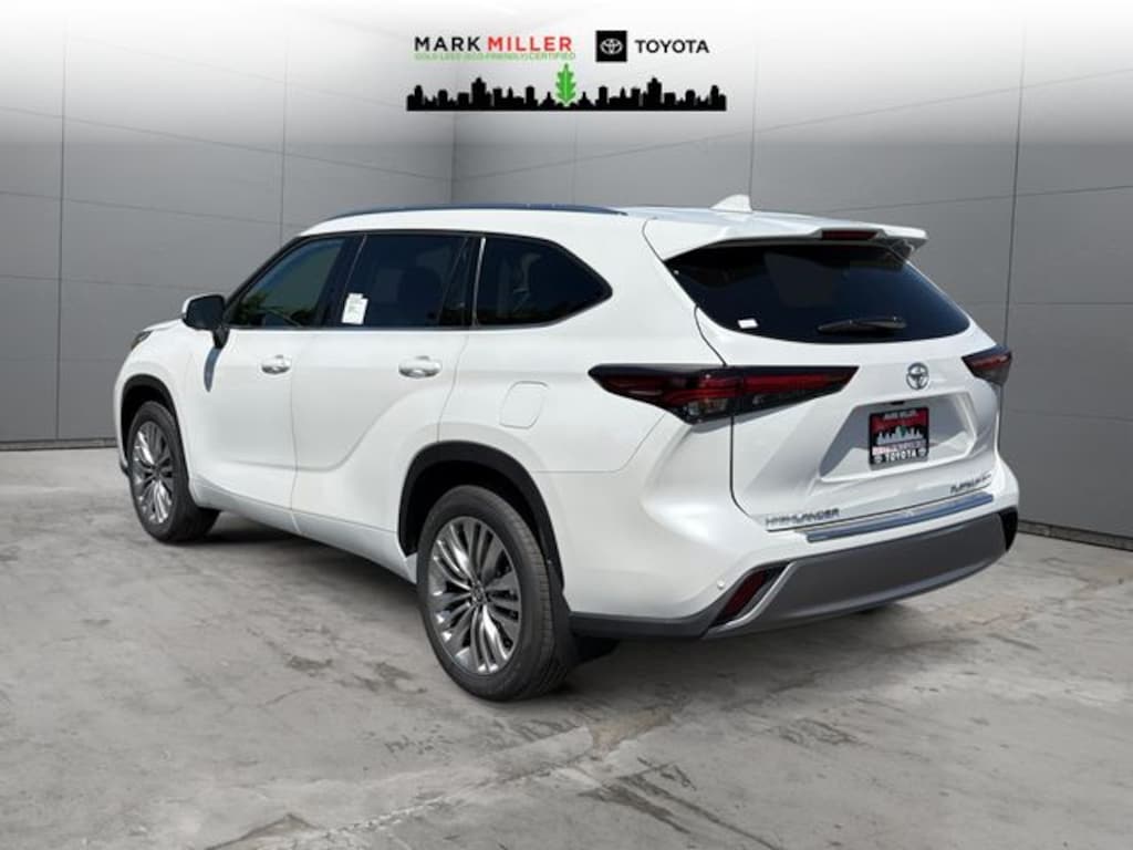 New 2026 Toyota Highlander Platinum PLATINUM AWD