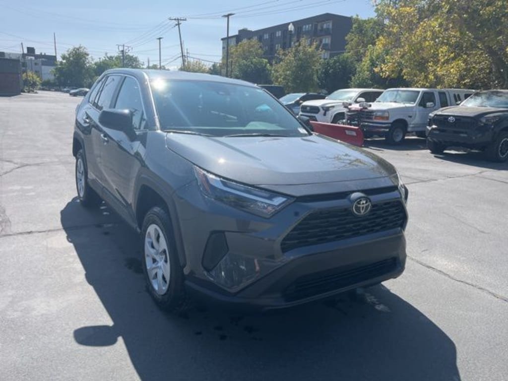 New 2025 Toyota RAV4 LE LE AWD SUV