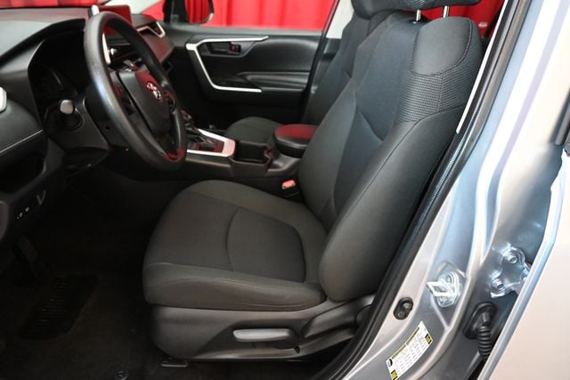 Used 2024 Toyota RAV4 LE with VIN 2T3F1RFV5RC452597 for sale in Northfield, Minnesota