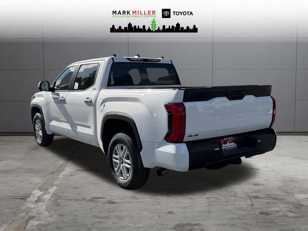 New 2026 Toyota Tundra SR5 SR5 CREWMAX 5.5