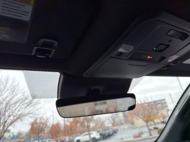 2026 Toyota Tacoma SR5 - Photo 16