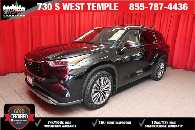 2021 Toyota Highlander Platinum's photo