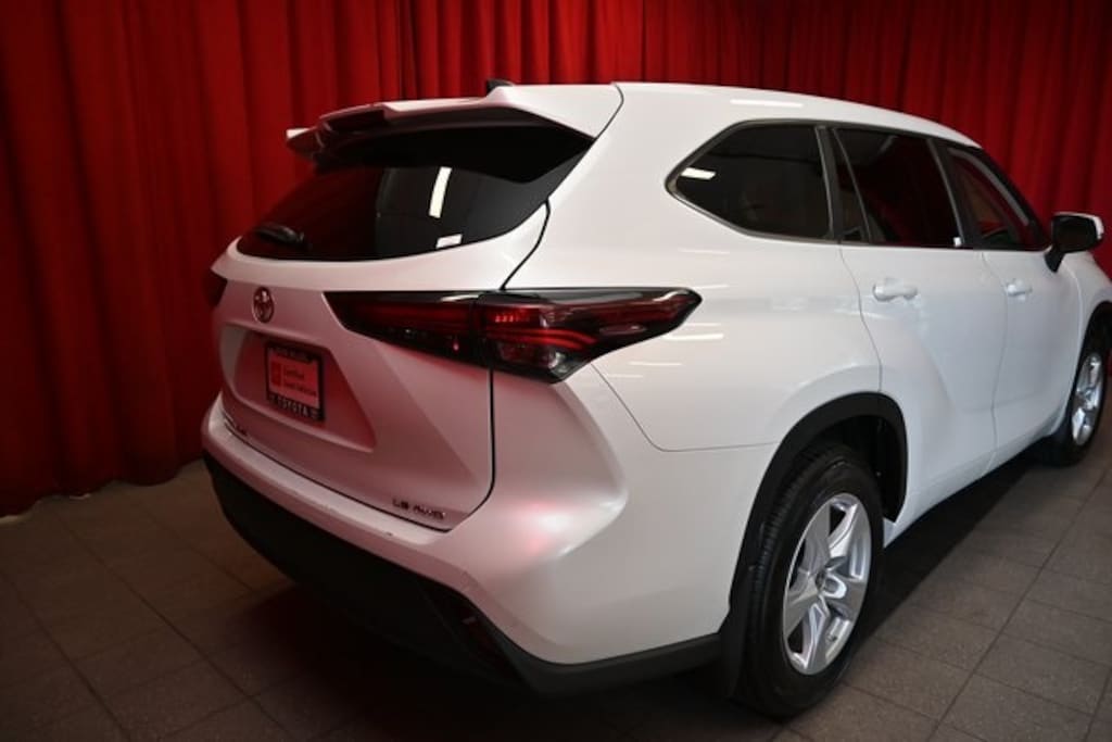 Certified 2024 Toyota Highlander LE SUV