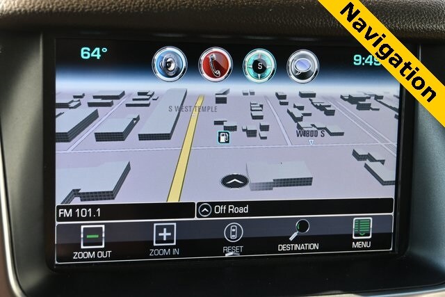 2019 Chevrolet Suburban LT photo 3