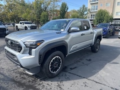 2025 Toyota Tacoma i-FORCE MAX TRD Off-Road 4X4 DOUBLE CAB HV