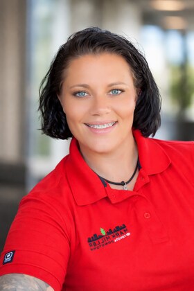 Staff member Shantay Givogre from ID_5f3f18b19854