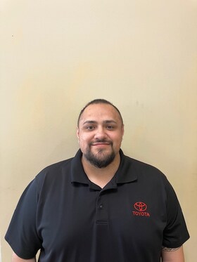 Staff member Pedro Hernandez from ID_cd52f8082d74