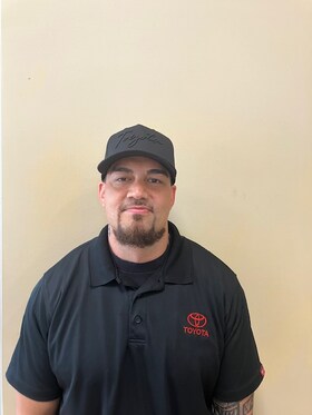 Staff member Ocean Kelikuli from ID_cd52f8082d74