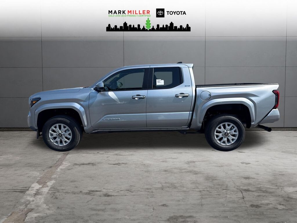 New 2026 Toyota Tacoma SR5 4X4 DOUBLE CAB