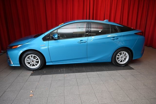 2019 Toyota Prius Prime Advanced photo 3