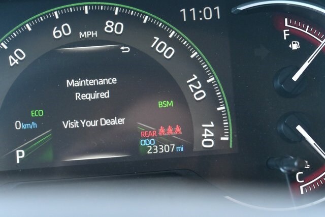 2025 Toyota RAV4 XLE photo 3