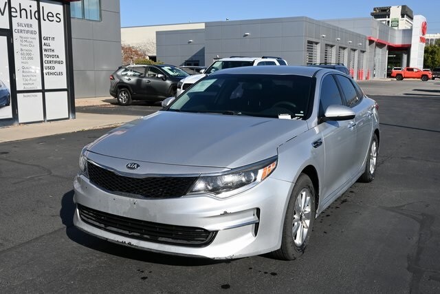 2018 Kia Optima LX photo 4