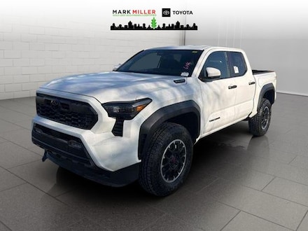 2026 Toyota Tacoma i-FORCE MAX TRD Off-Road 4X4 DOUBLE CAB HV