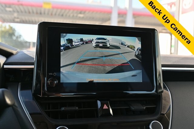 2024 Toyota Corolla LE photo 3