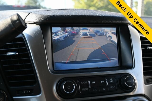 2015 Chevrolet Suburban 1500 LTZ photo 3