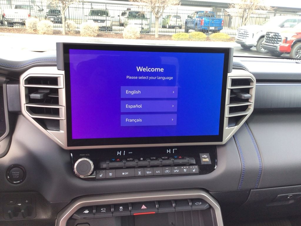 2026 Toyota Tundra Platinum - Photo 22