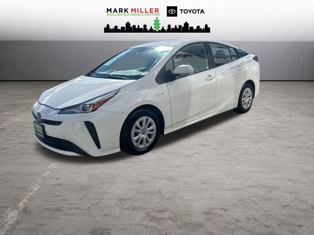 Certified 2022 Toyota Prius LE Hatchback