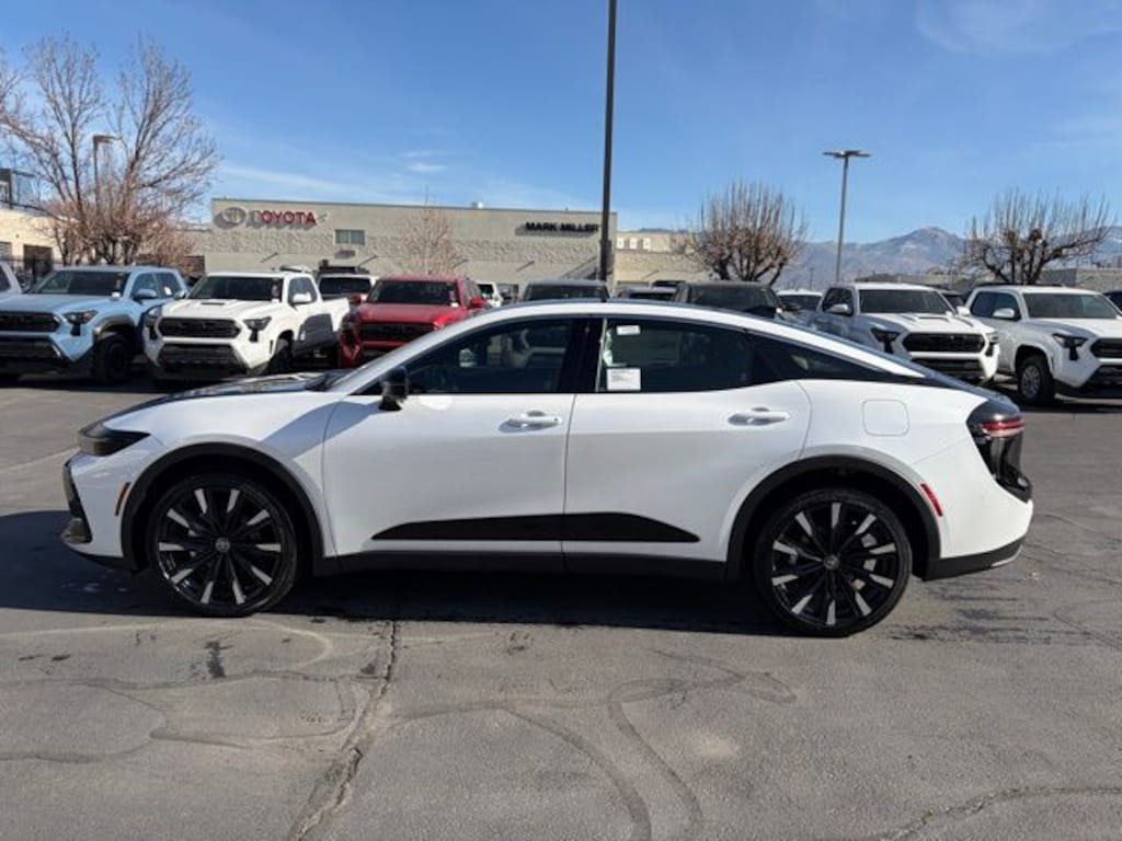 New 2026 Toyota Crown Platinum PLATINUM