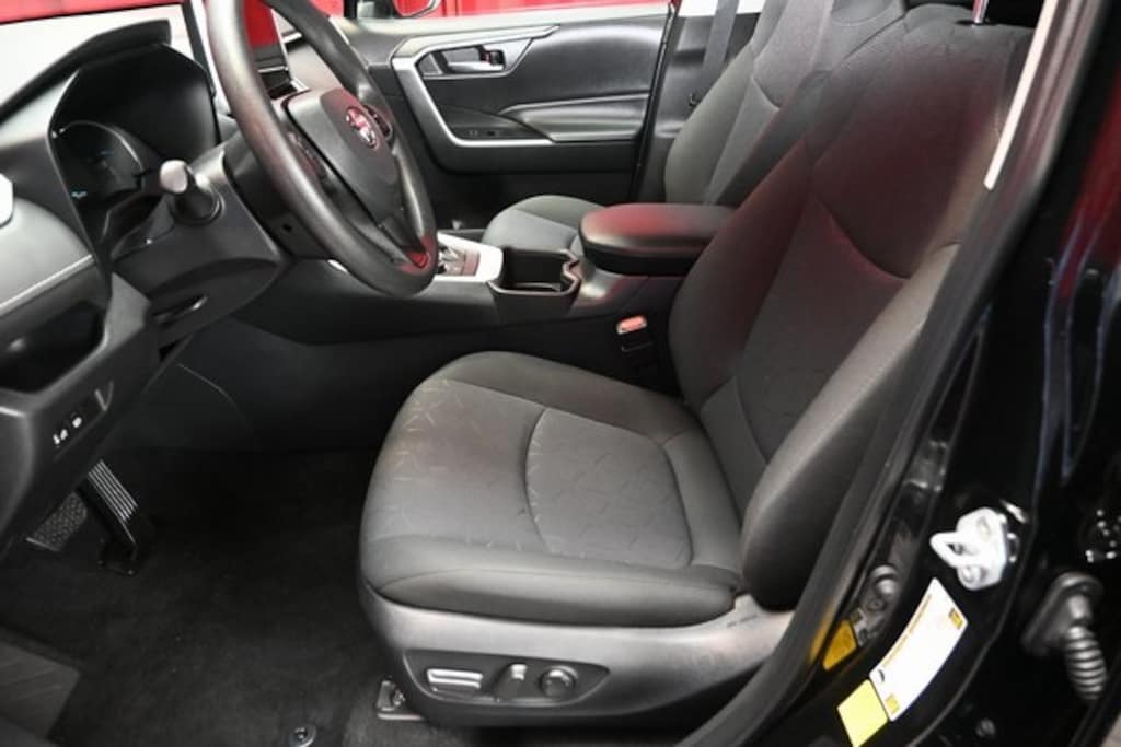 Certified 2025 Toyota RAV4 Hybrid XLE SUV