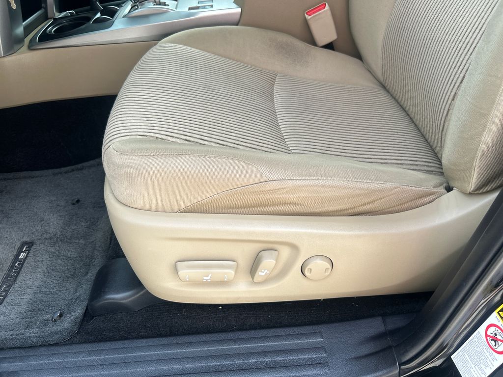 2011 Toyota 4Runner SR5 - Photo 28