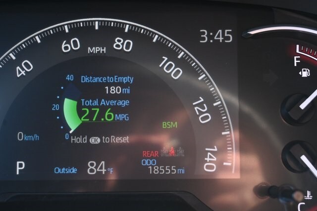 2025 Toyota RAV4 XLE photo 2