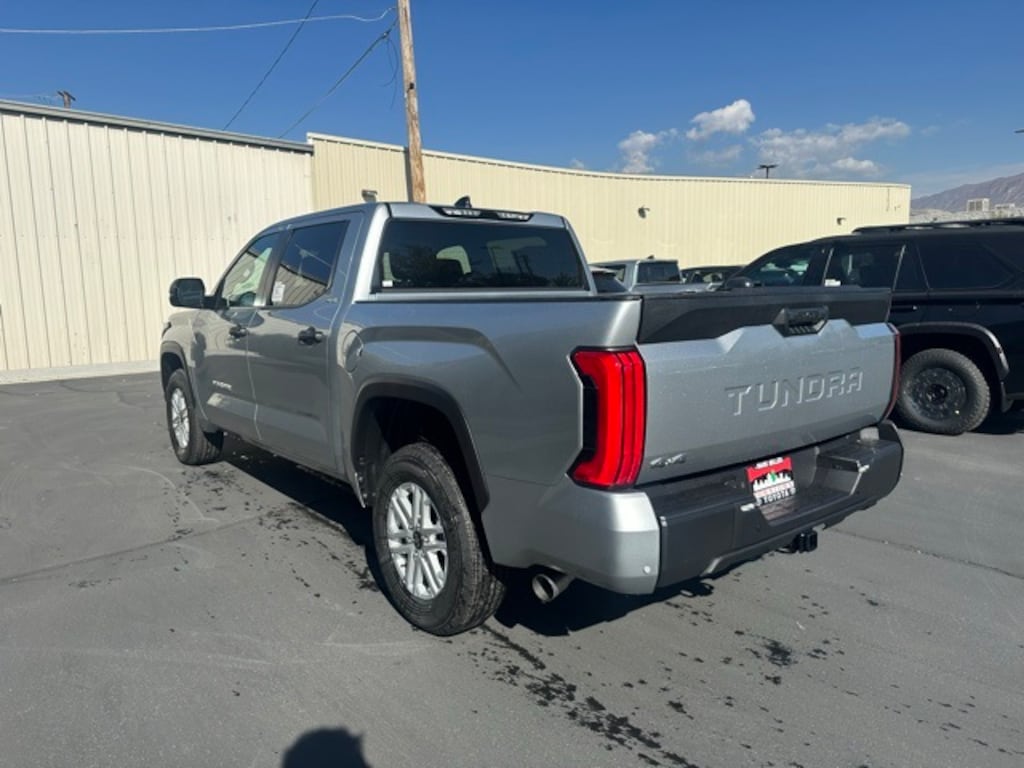 New 2026 Toyota Tundra SR5 SR5 CREWMAX 5.5