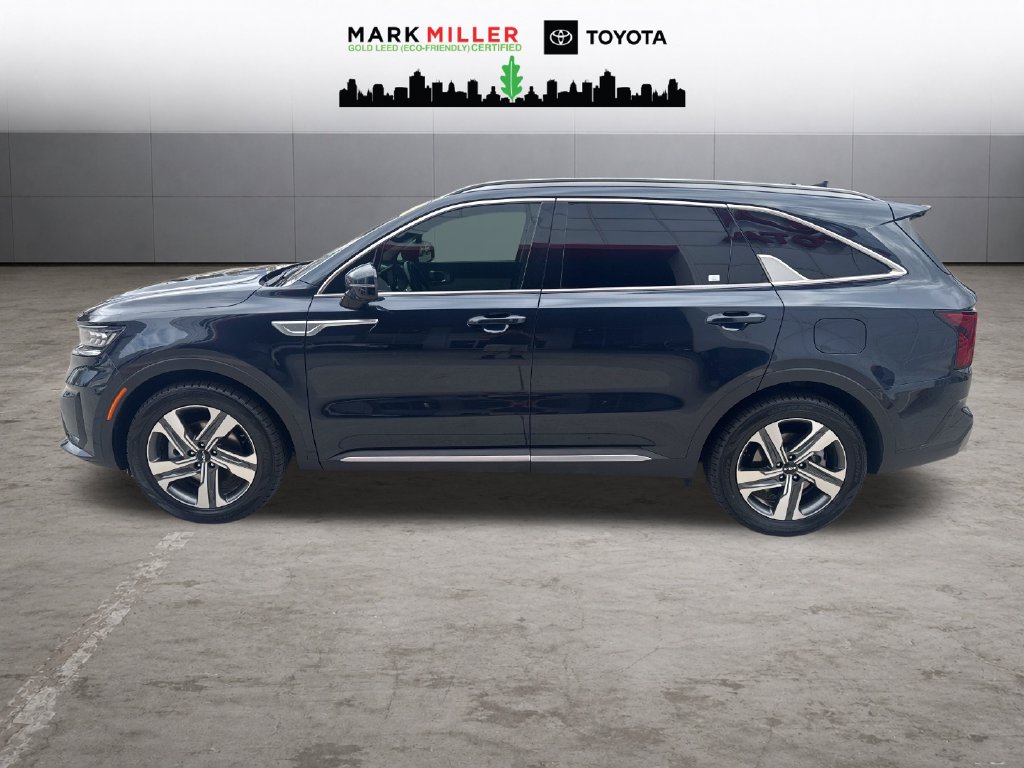 Used 2024 Kia Sorento Plug-In Hybrid SX Prestige SUV