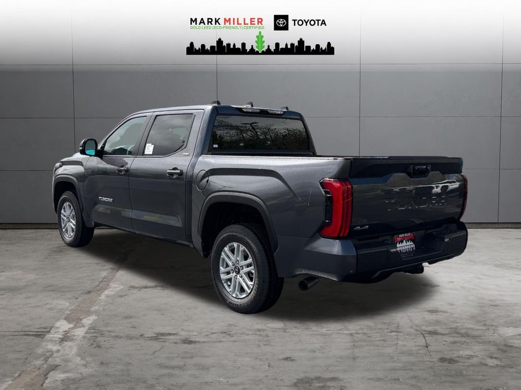 New 2026 Toyota Tundra SR5 SR5 CREWMAX 5.5