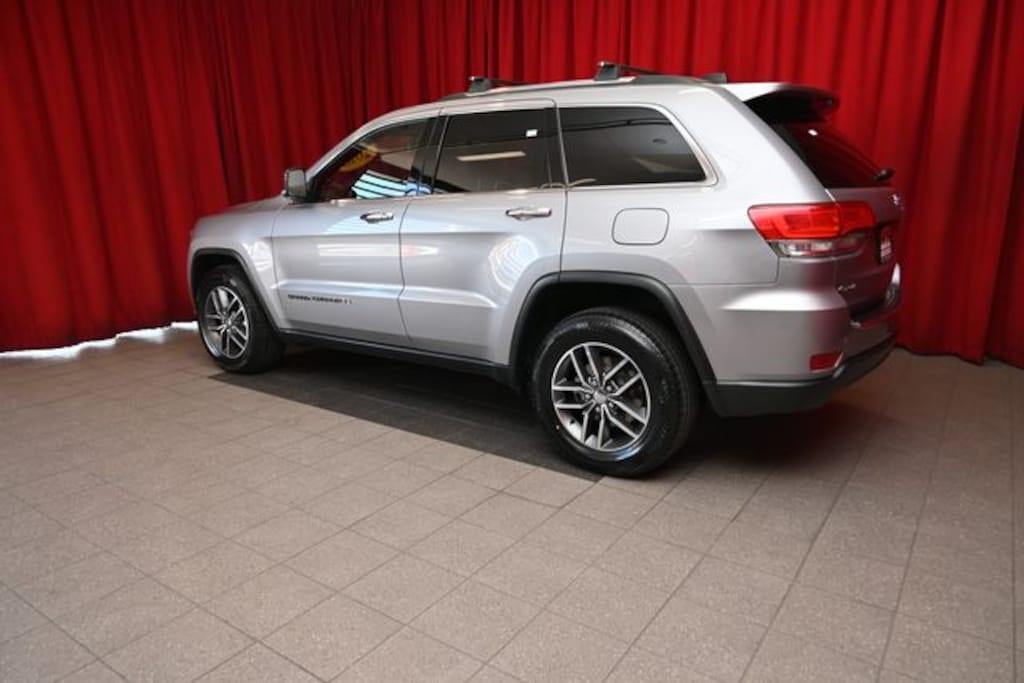 Used 2018 Jeep Grand Cherokee Limited 4x4 SUV