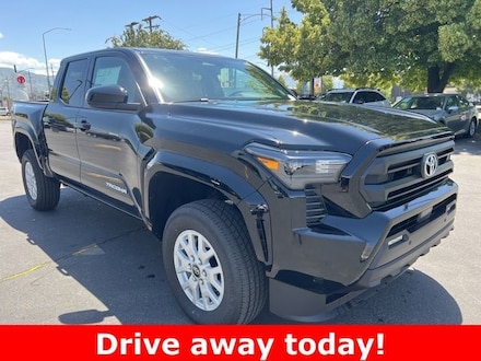2025 Toyota Tacoma SR5 4X4 DOUBLE CAB