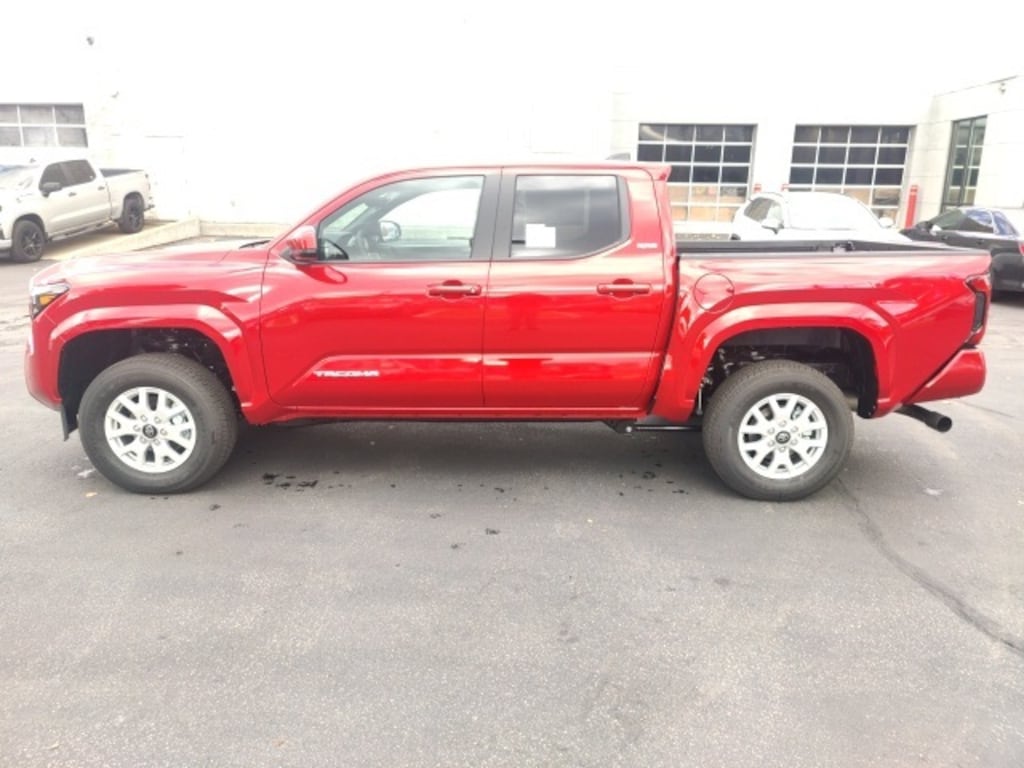 New 2025 Toyota Tacoma SR5 4X4 DOUBLE CAB