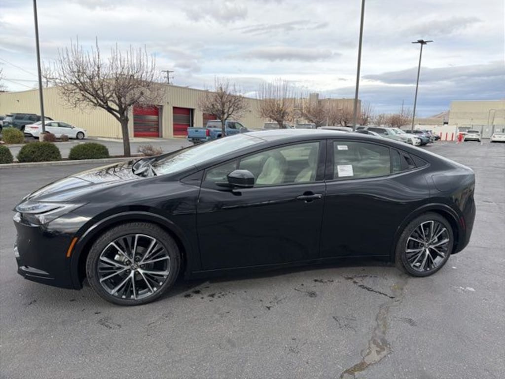 New 2026 Toyota Prius XLE XLE