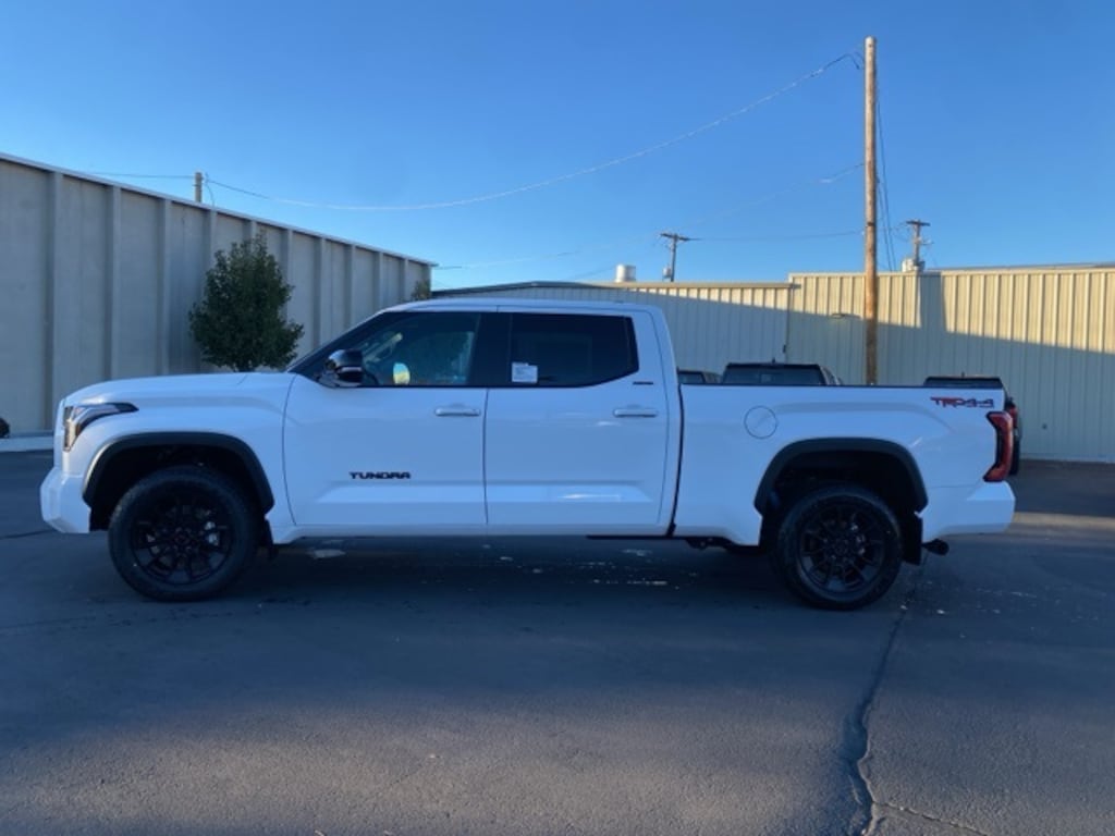 New 2026 Toyota Tundra Limited LIMITED CREWMAX 6.5