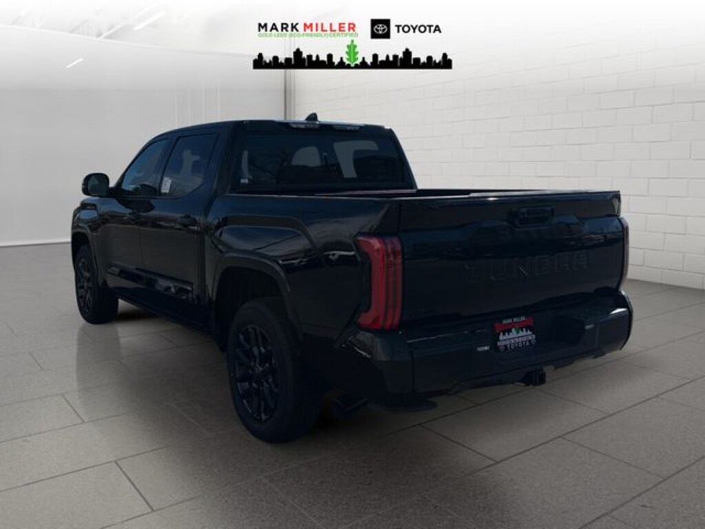 New 2026 Toyota Tundra Platinum PLATINUM CREWMAX 5.5