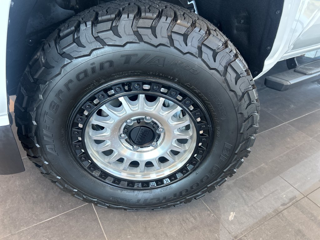 2026 Toyota Tacoma SR5 - Photo 22