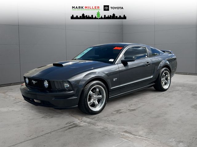 2007 Ford Mustang's photo