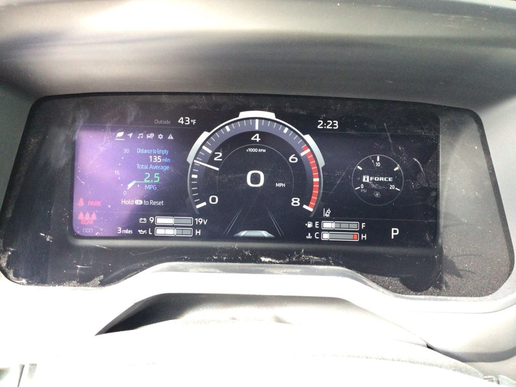 2026 Toyota Tundra Platinum - Photo 15