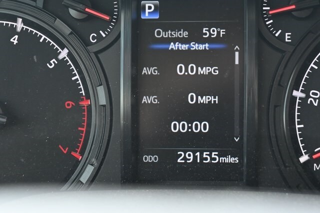 2020 Toyota 4Runner SR5 photo 2