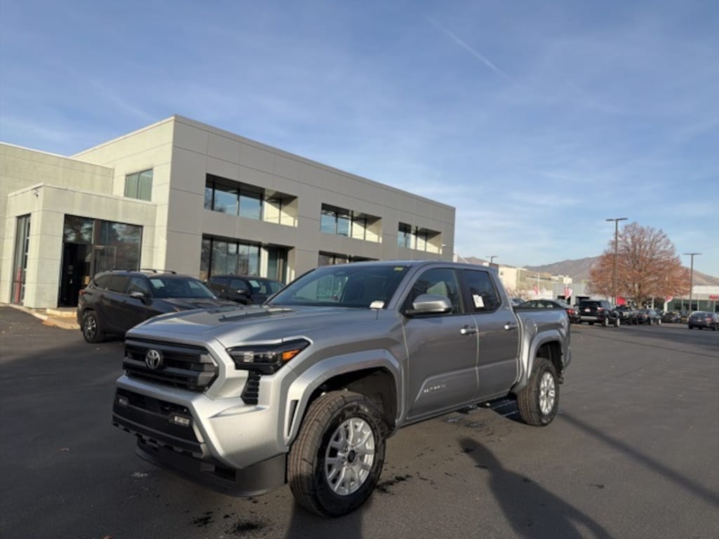New 2025 Toyota Tacoma SR5 4X4 DOUBLE CAB