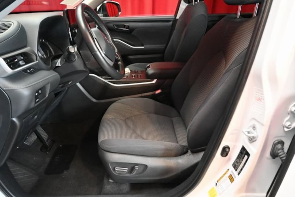 Certified 2024 Toyota Highlander LE SUV