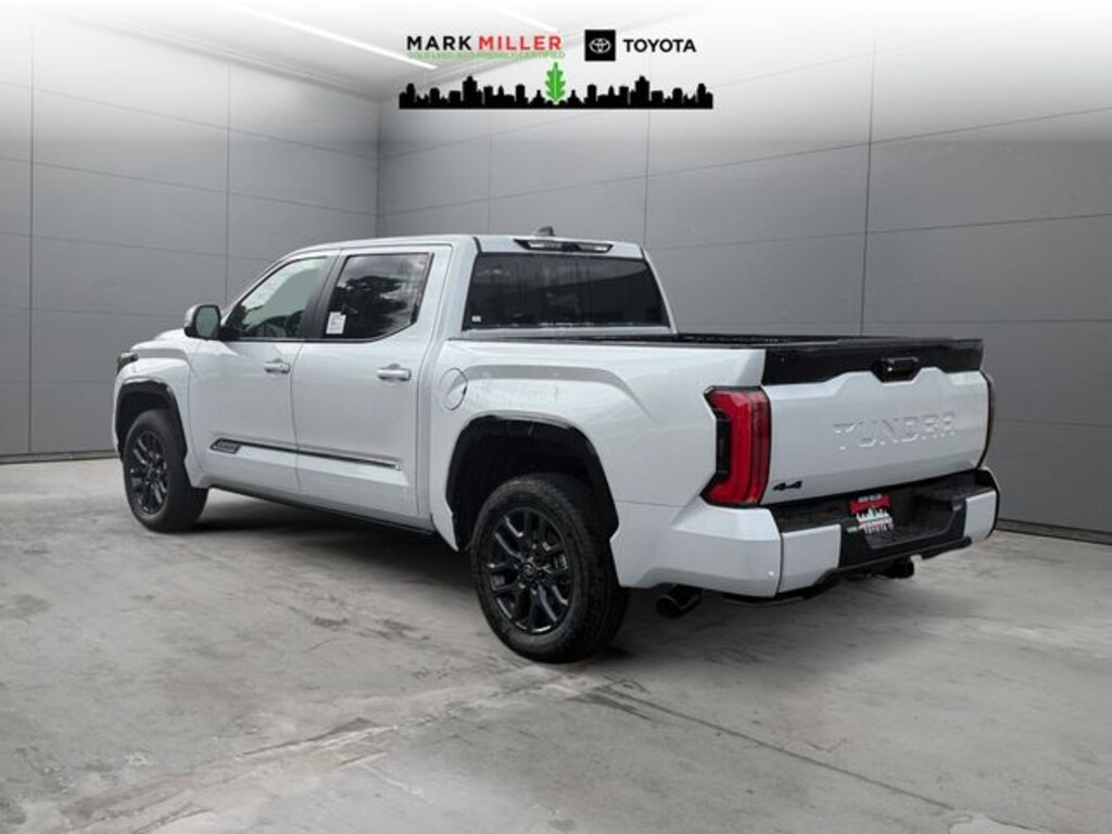 New 2026 Toyota Tundra Platinum PLATINUM CREWMAX 5.5