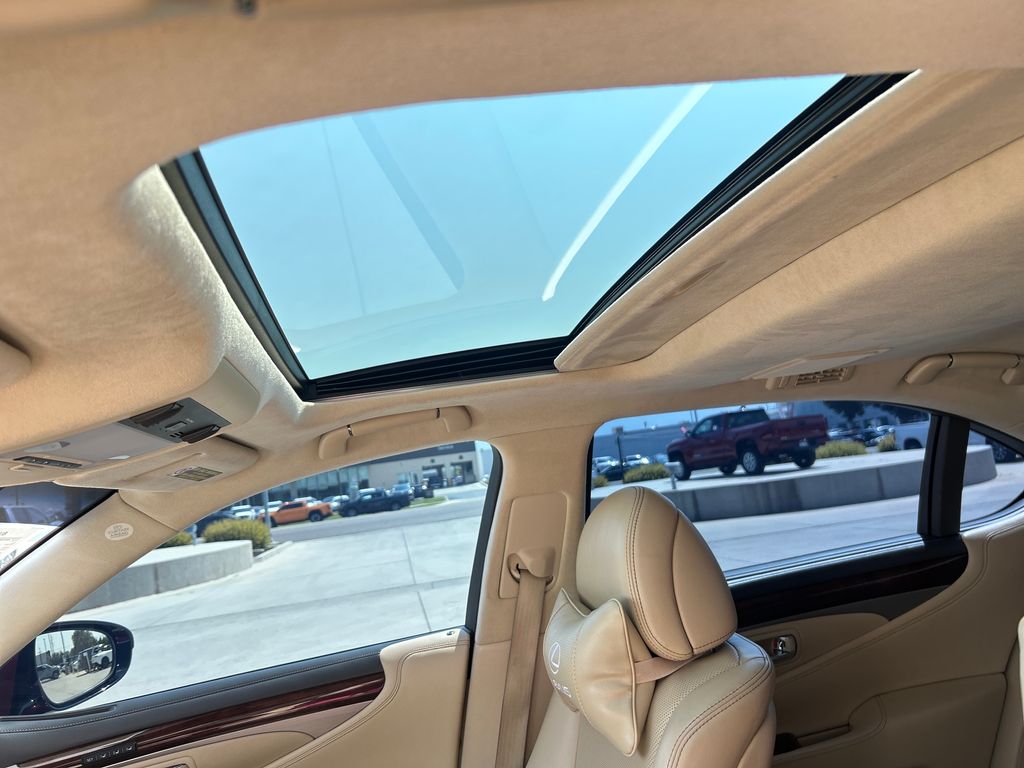 2014 Lexus LS L - Photo 22