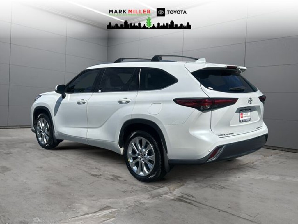 Used 2023 Toyota Highlander Limited SUV