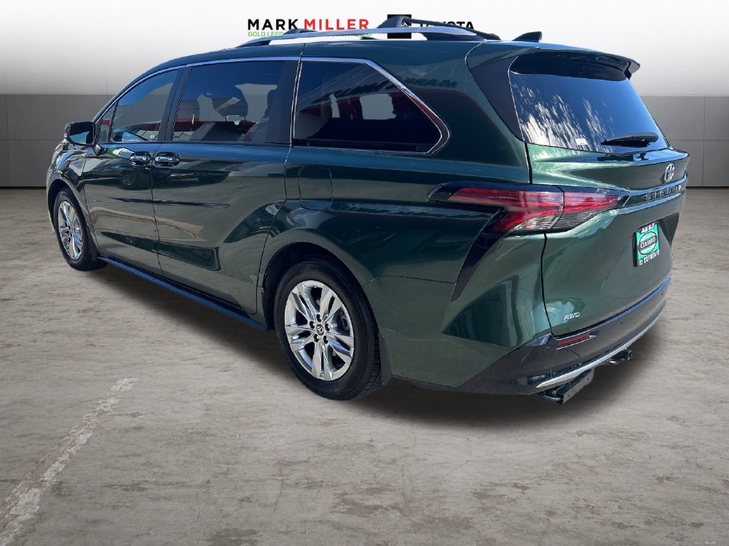 Certified 2022 Toyota Sienna Limited 7 Passenger Van Passenger Van
