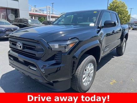 2025 Toyota Tacoma SR5 4X4 DOUBLE CAB