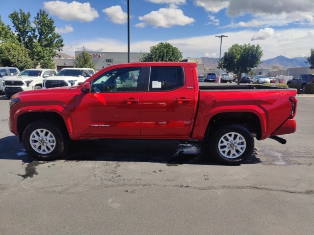 New 2025 Toyota Tacoma SR5 4X4 DOUBLE CAB