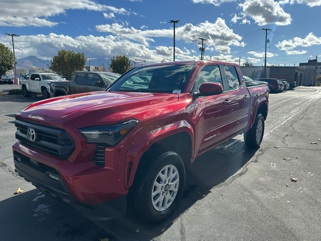 2025 Toyota Tacoma SR5's photo