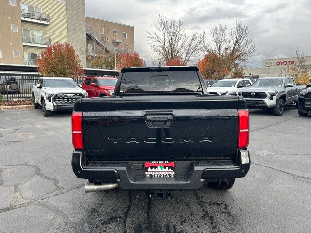 2025 Toyota Tacoma TRD Sport 4x4 Double Cab photo 3