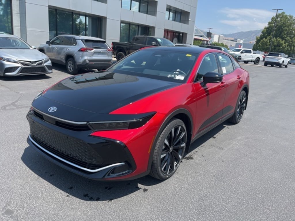 New 2026 Toyota Crown Platinum PLATINUM