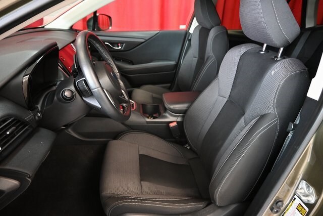 2020 Subaru Outback Premium photo 3